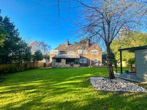 Photo 61- click for photo gallery